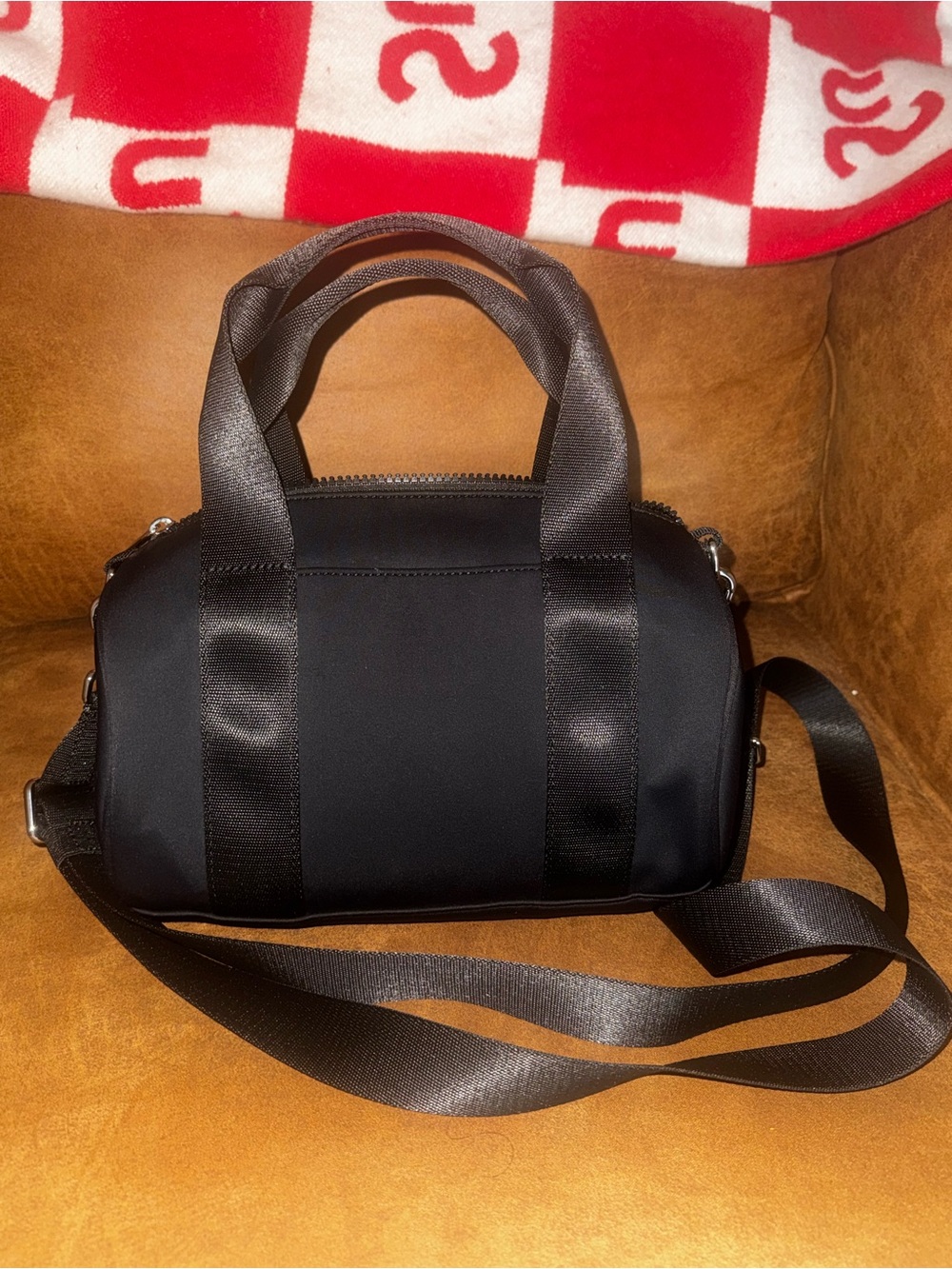 Lululemon Black Mini barrel duffle bag - Picture 2 of 3